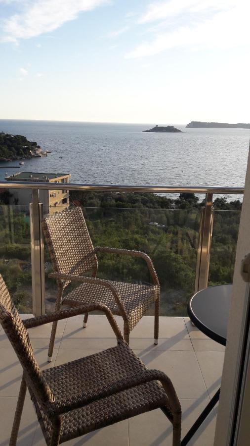 Apartments Odiva Luštica Luaran gambar